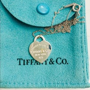Tiffany & Co. Heart Tag Pendnat